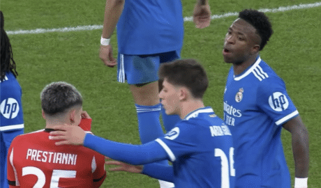 Real Madrid vs Benfica Match Stopped